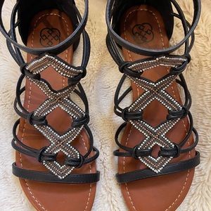 Daisy Fuentes Sandals 8.5.  Worn once.  Black and silver.  Very pretty